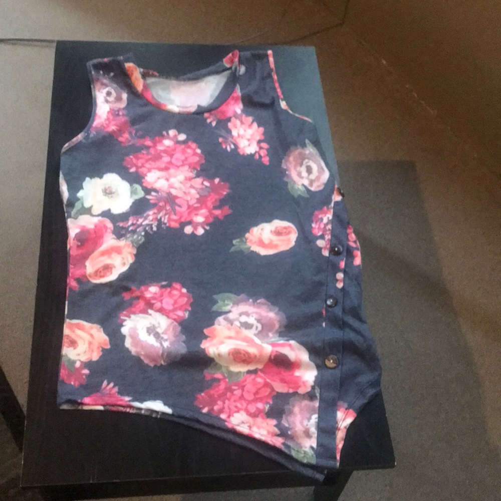 Flowery tank top